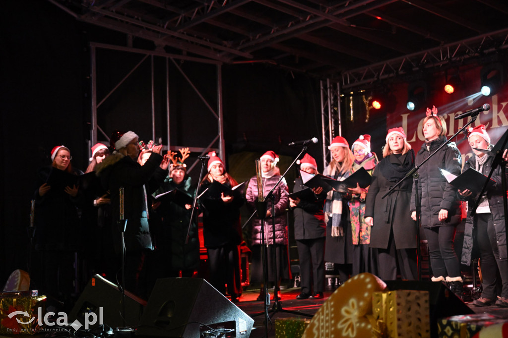 Rynek pachniał piernikami, scena przyciągała tłumy