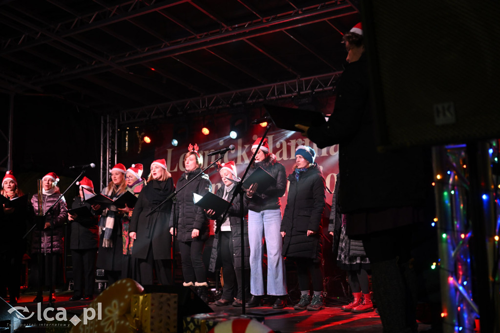 Rynek pachniał piernikami, scena przyciągała tłumy