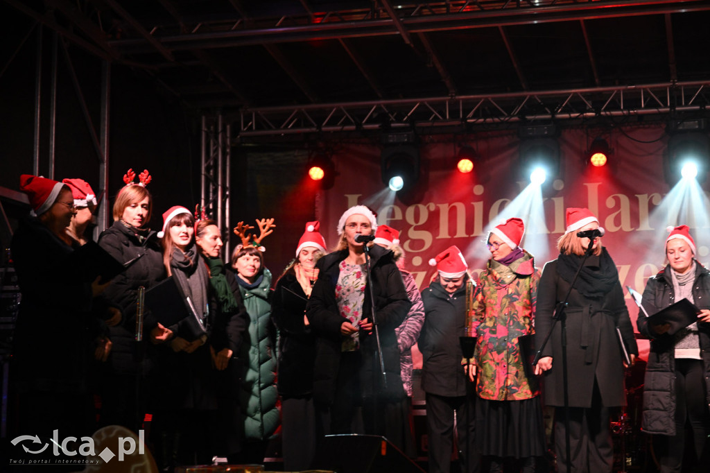 Rynek pachniał piernikami, scena przyciągała tłumy