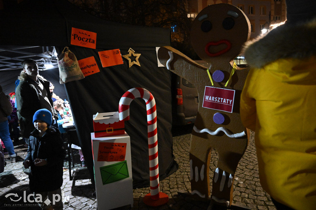 Rynek pachniał piernikami, scena przyciągała tłumy
