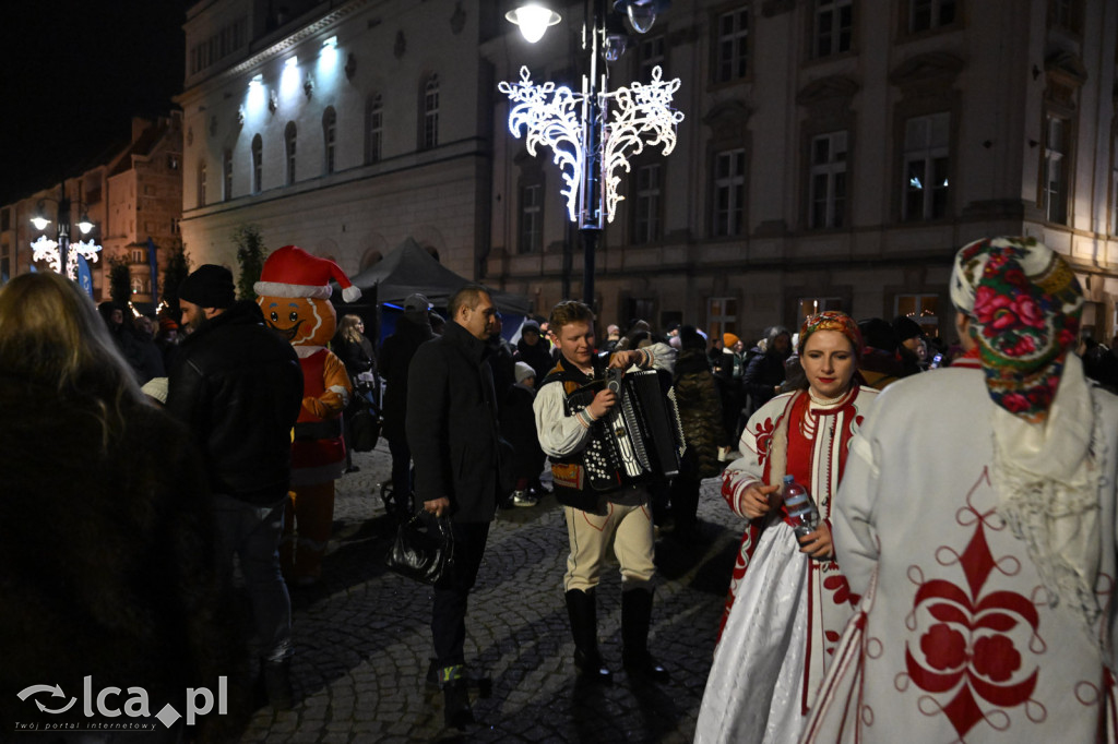 Rynek pachniał piernikami, scena przyciągała tłumy