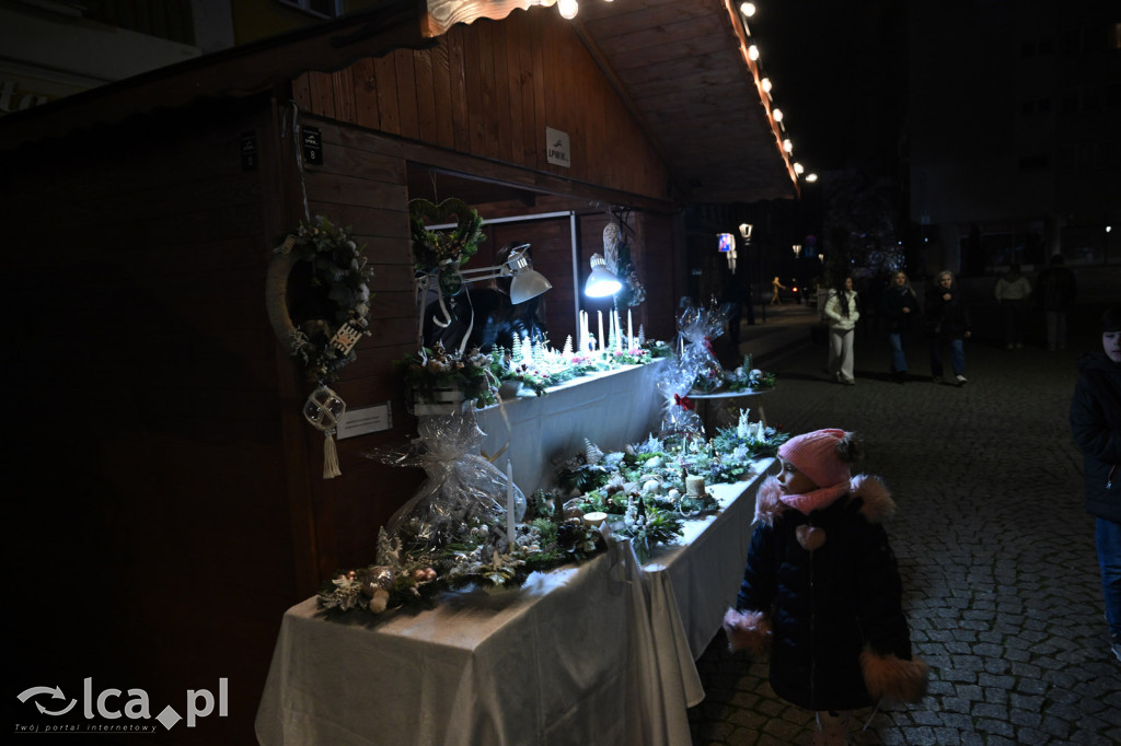 Rynek pachniał piernikami, scena przyciągała tłumy