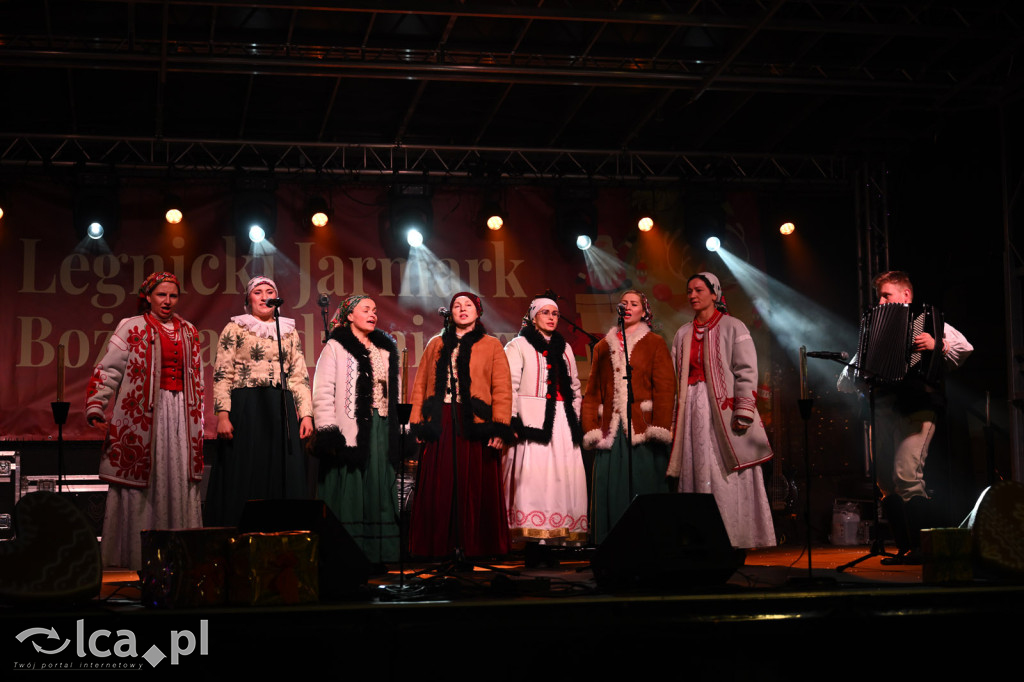 Rynek pachniał piernikami, scena przyciągała tłumy