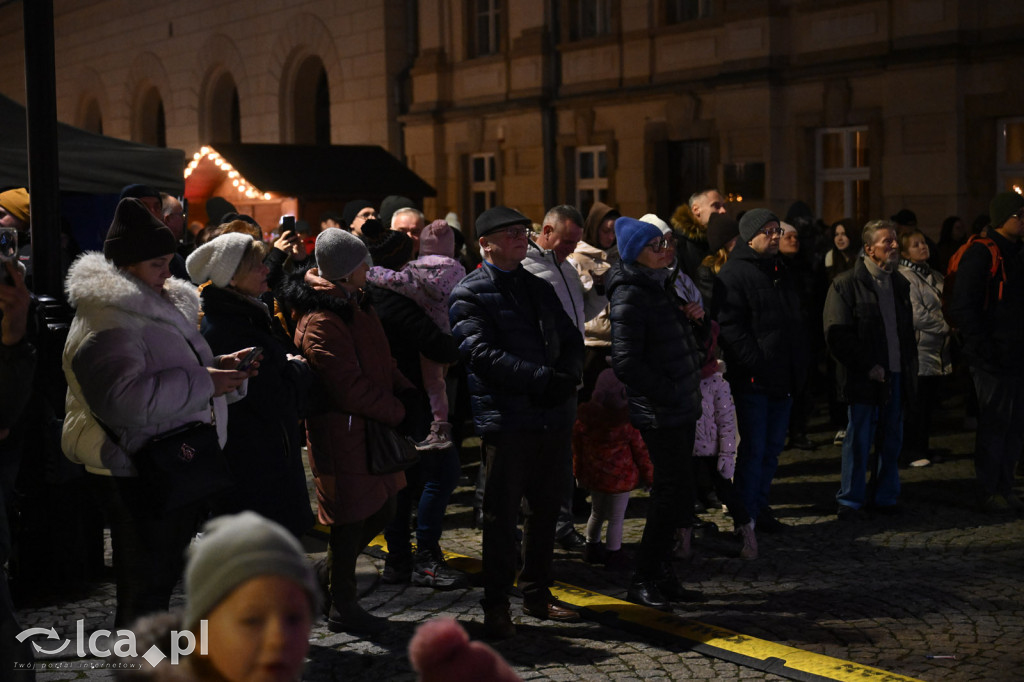 Rynek pachniał piernikami, scena przyciągała tłumy