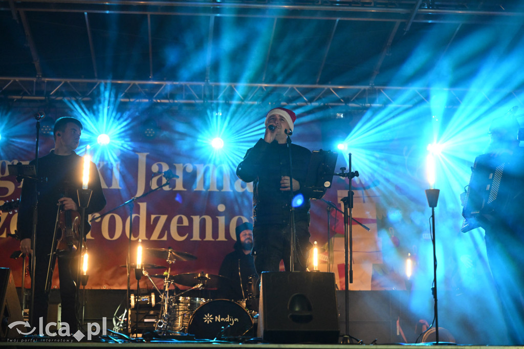 Rynek pachniał piernikami, scena przyciągała tłumy
