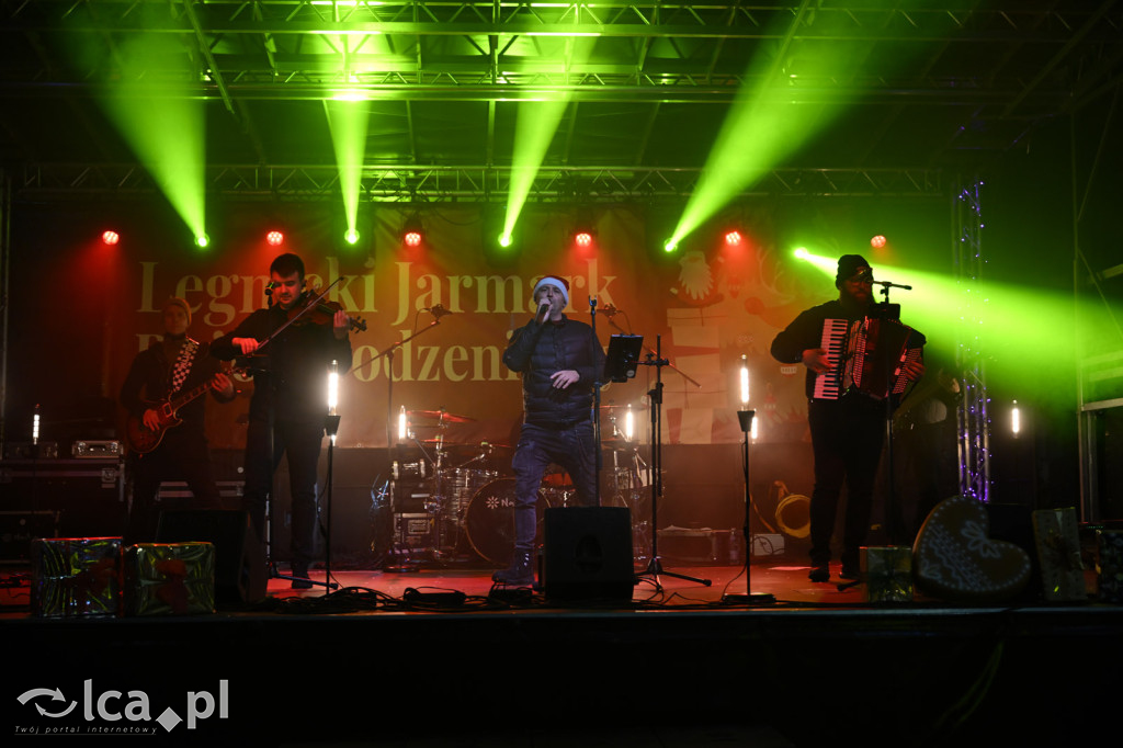 Rynek pachniał piernikami, scena przyciągała tłumy