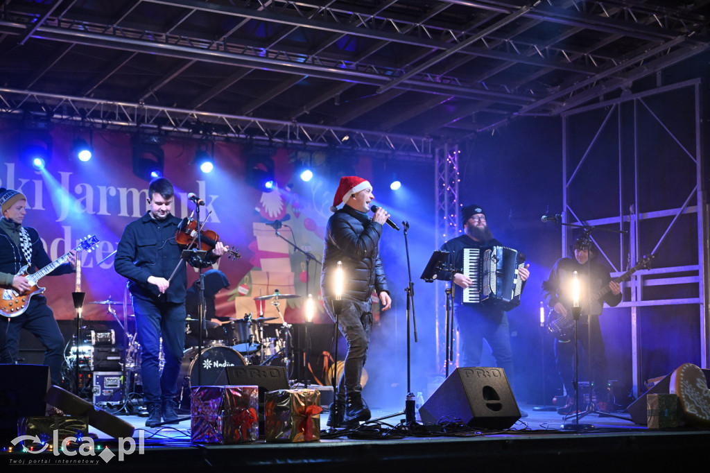 Rynek pachniał piernikami, scena przyciągała tłumy