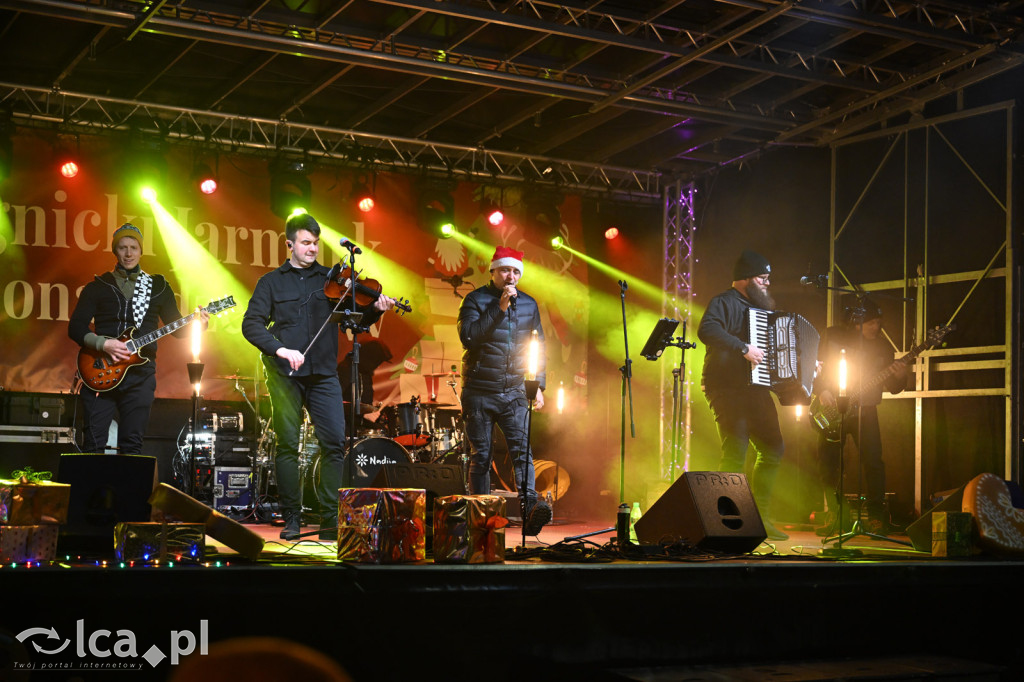 Rynek pachniał piernikami, scena przyciągała tłumy