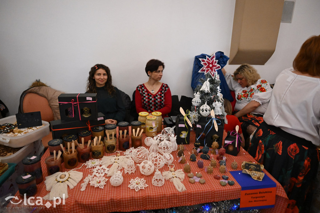 Kaczawski Jarmark Bożonarodzeniowy w pałacu