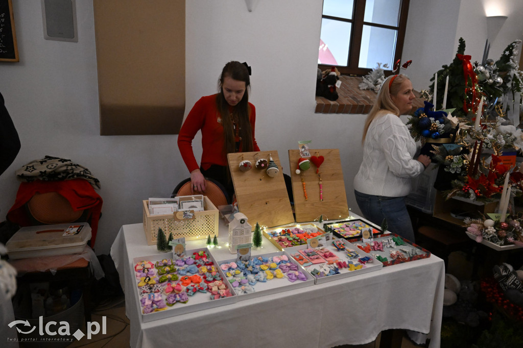 Kaczawski Jarmark Bożonarodzeniowy w pałacu