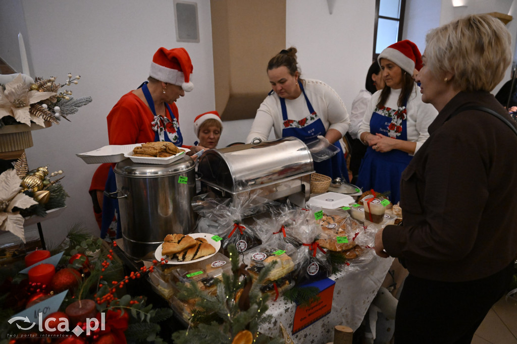 Kaczawski Jarmark Bożonarodzeniowy w pałacu