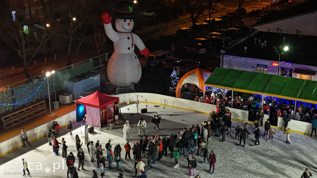 Pierwszy ślizg na Sejmowej z poślizgiem, ale udany