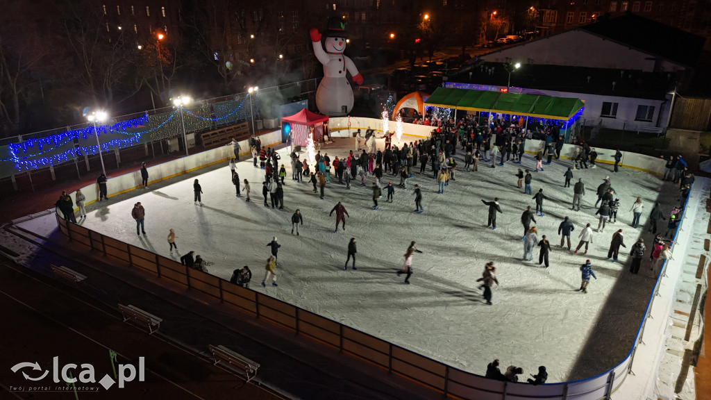 Pierwszy ślizg na Sejmowej z poślizgiem, ale udany