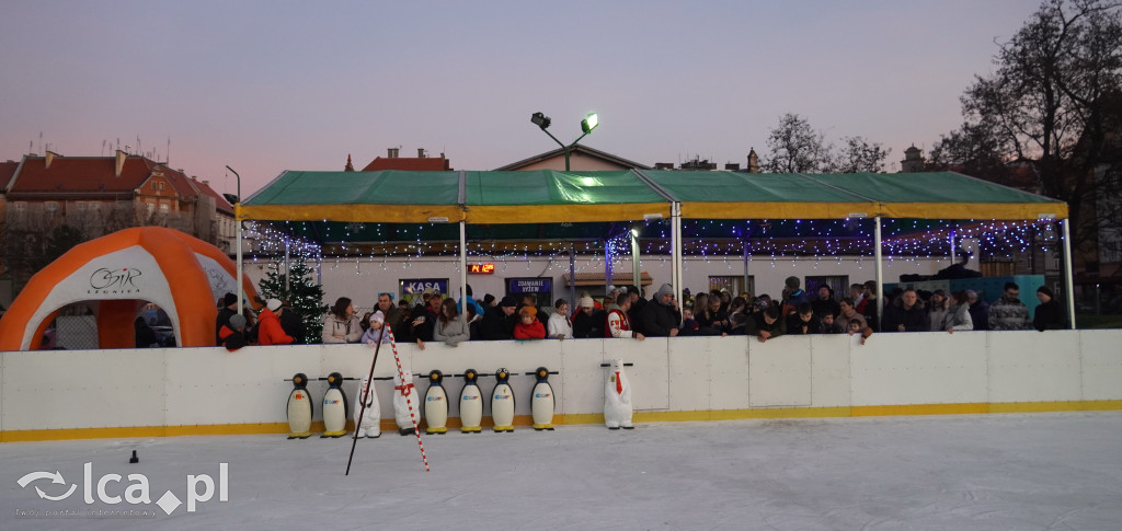 Pierwszy ślizg na Sejmowej z poślizgiem, ale udany