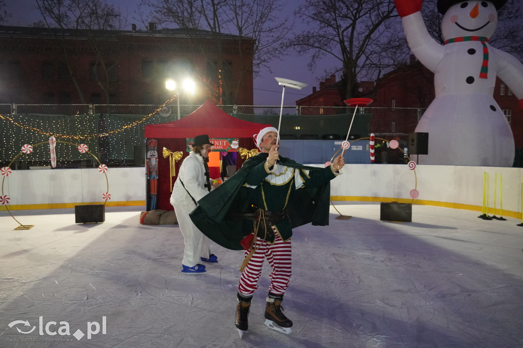 Pierwszy ślizg na Sejmowej z poślizgiem, ale udany