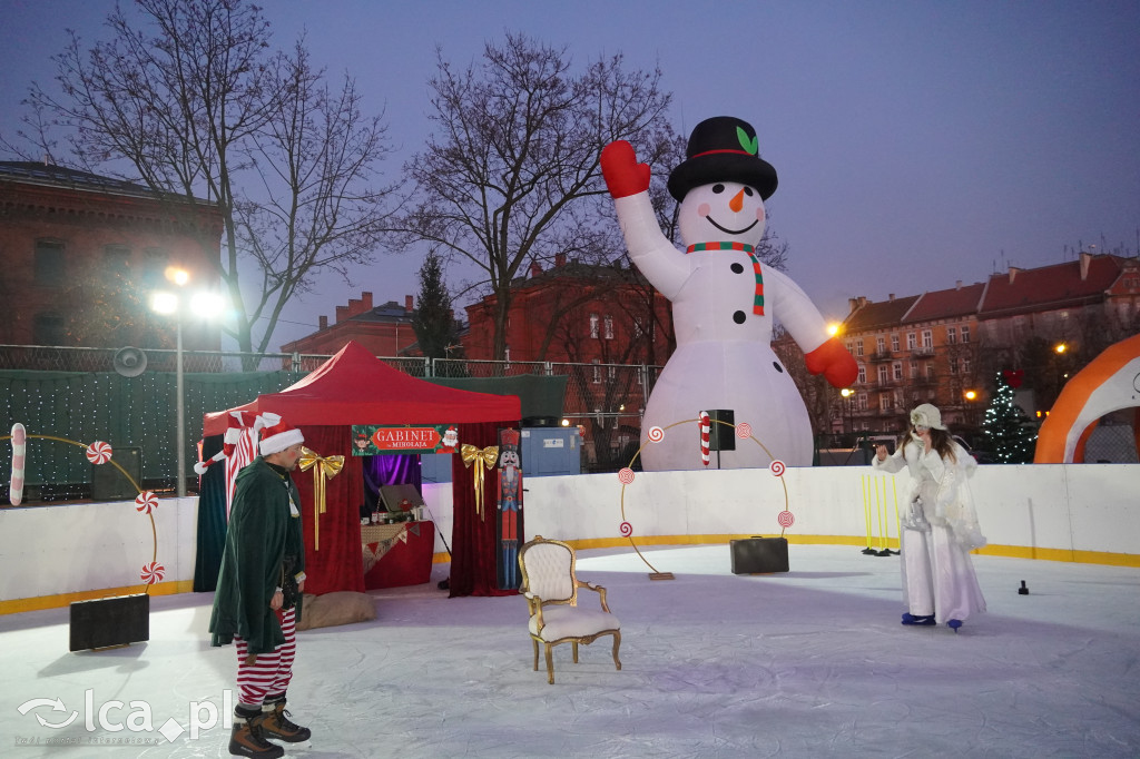Pierwszy ślizg na Sejmowej z poślizgiem, ale udany