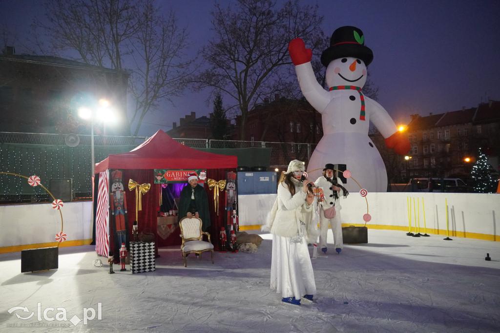 Pierwszy ślizg na Sejmowej z poślizgiem, ale udany