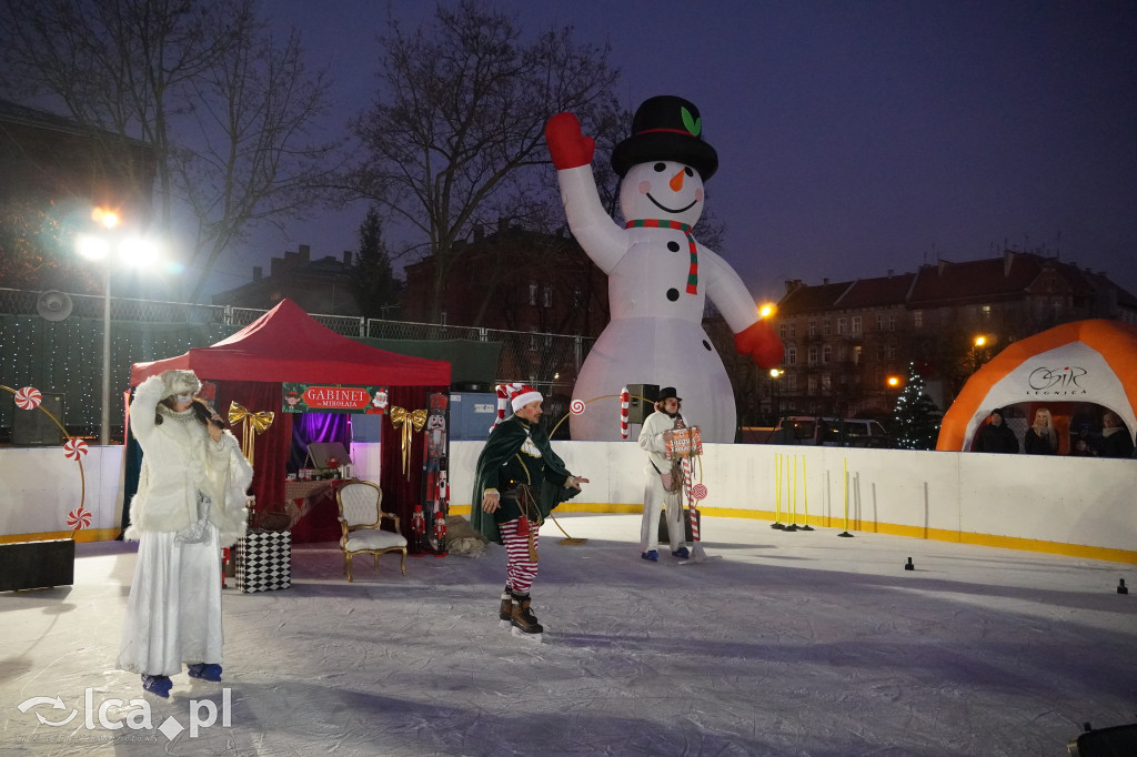Pierwszy ślizg na Sejmowej z poślizgiem, ale udany