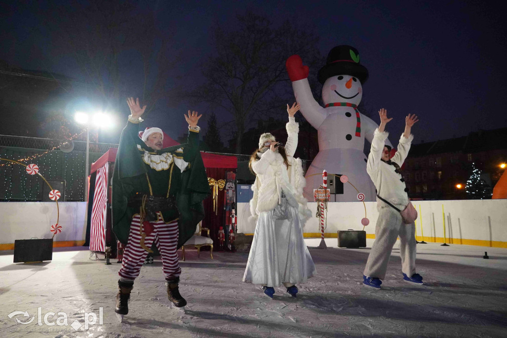 Pierwszy ślizg na Sejmowej z poślizgiem, ale udany