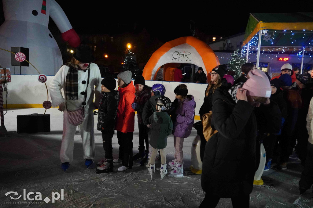 Pierwszy ślizg na Sejmowej z poślizgiem, ale udany