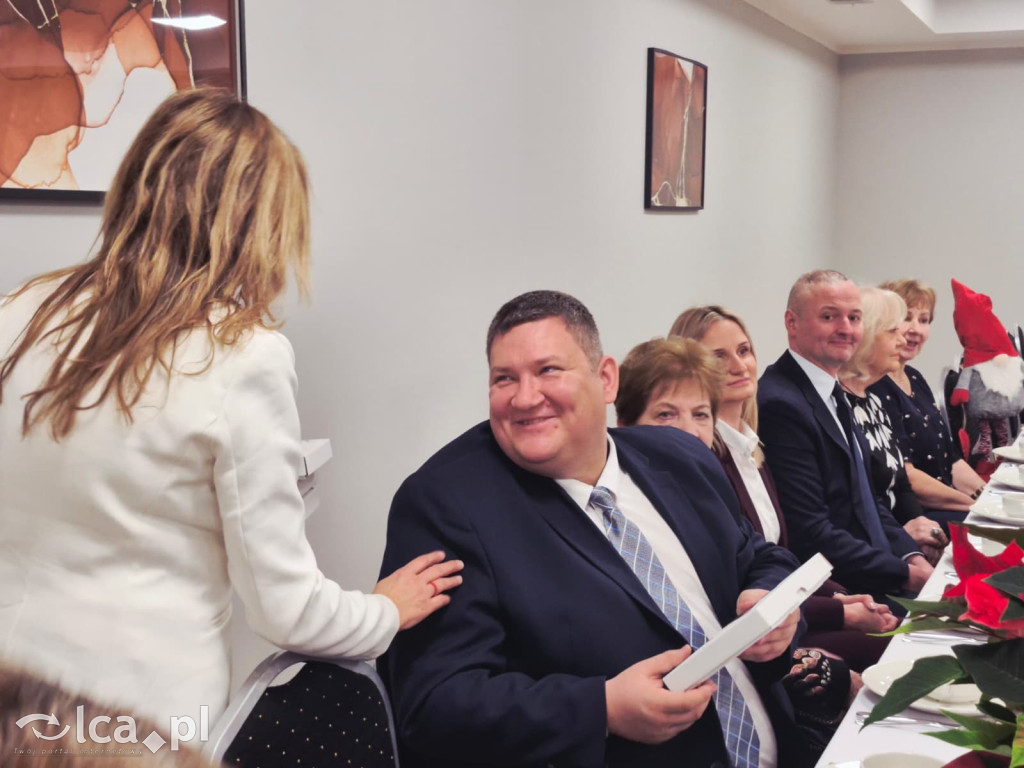 Przedświąteczne spotkanie przy jednym stole
