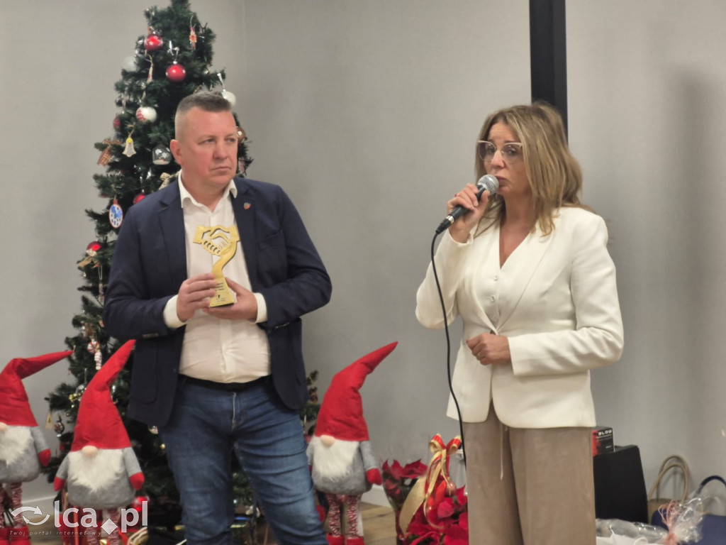 Przedświąteczne spotkanie przy jednym stole