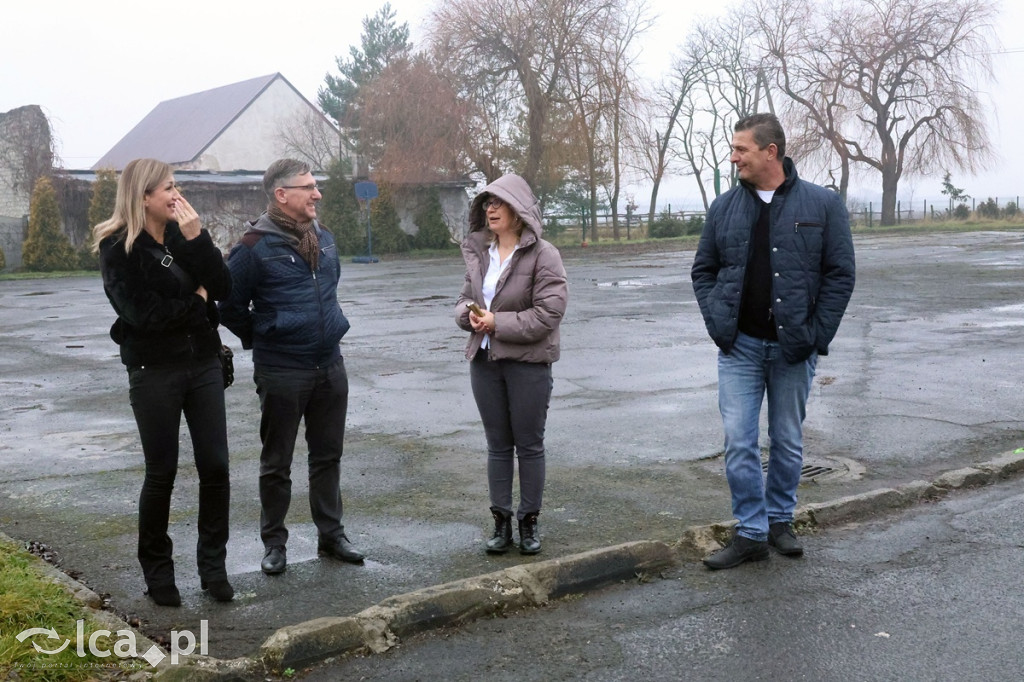 Drogowi Mikołajowie z prezentami