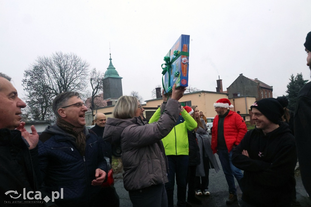 Drogowi Mikołajowie z prezentami