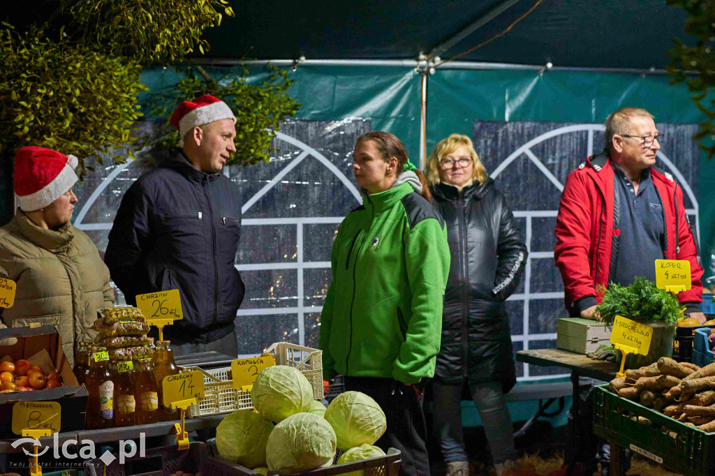 Pierwszy nocny jarmark w Bartoszowie