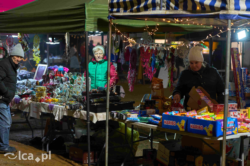 Pierwszy nocny jarmark w Bartoszowie