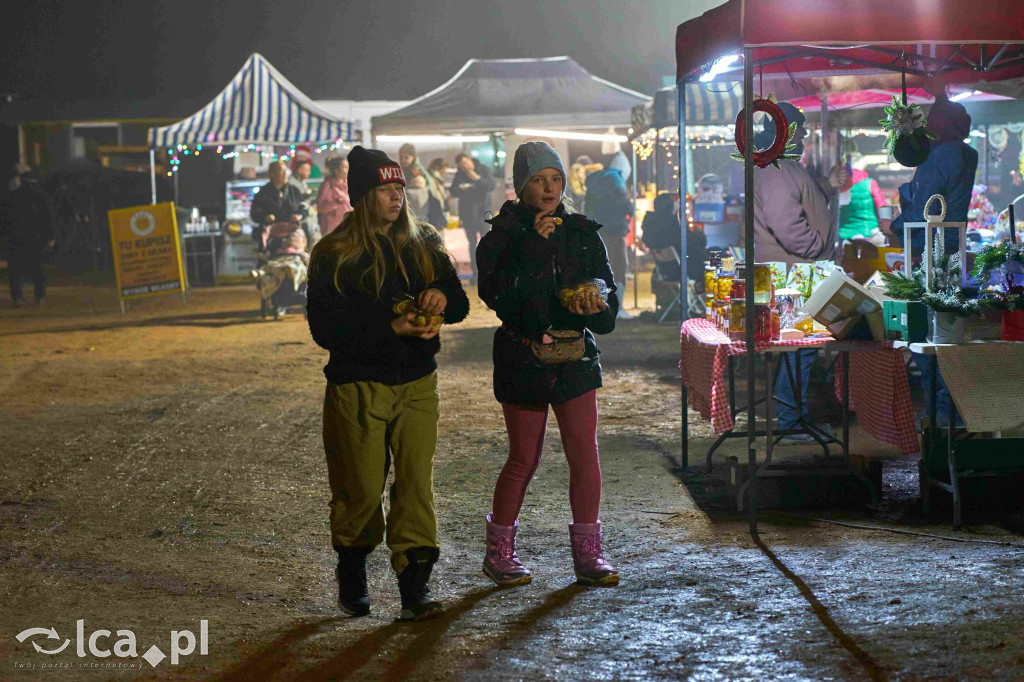 Pierwszy nocny jarmark w Bartoszowie