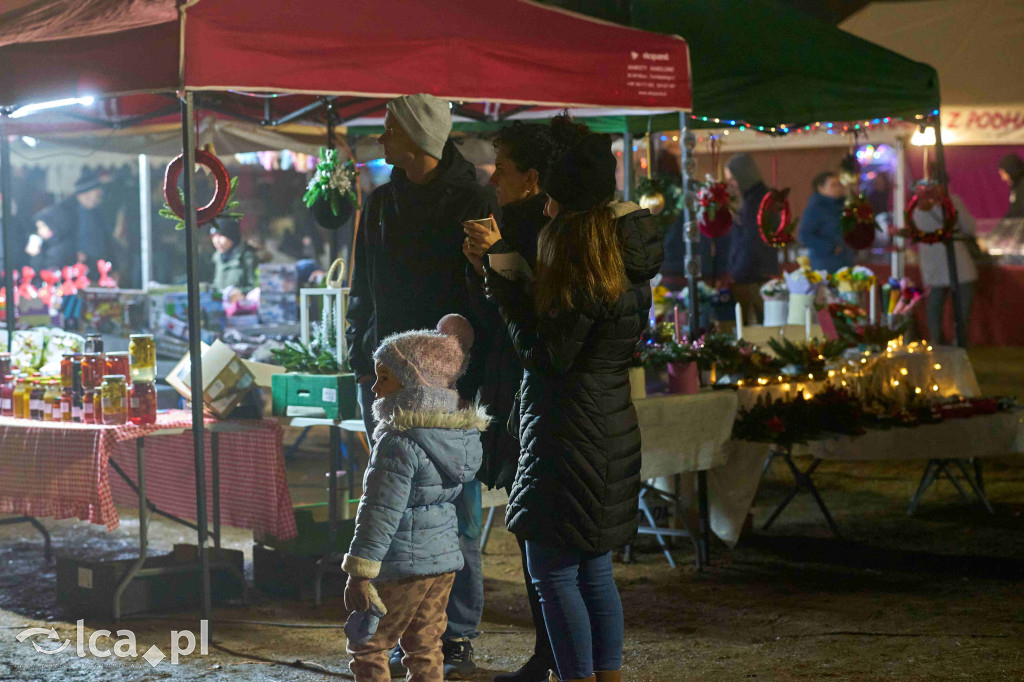 Pierwszy nocny jarmark w Bartoszowie