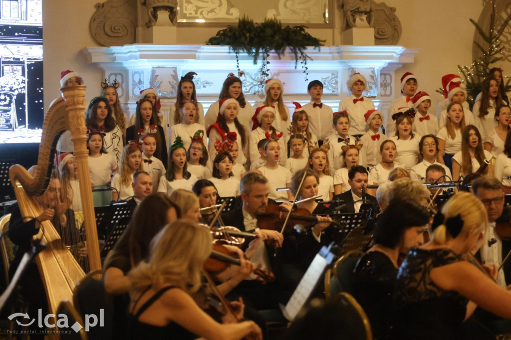 „Opowieść wigilijna” zachwyciła w Sali Królewskiej