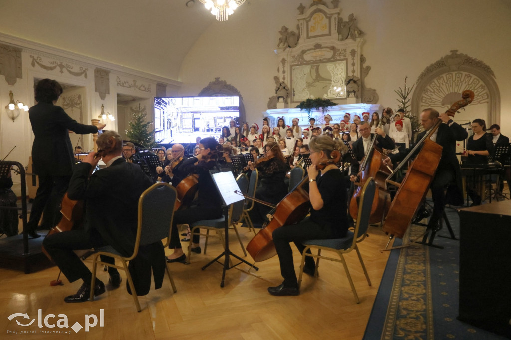 „Opowieść wigilijna” zachwyciła w Sali Królewskiej