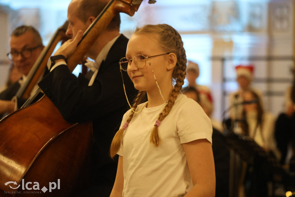 „Opowieść wigilijna” zachwyciła w Sali Królewskiej