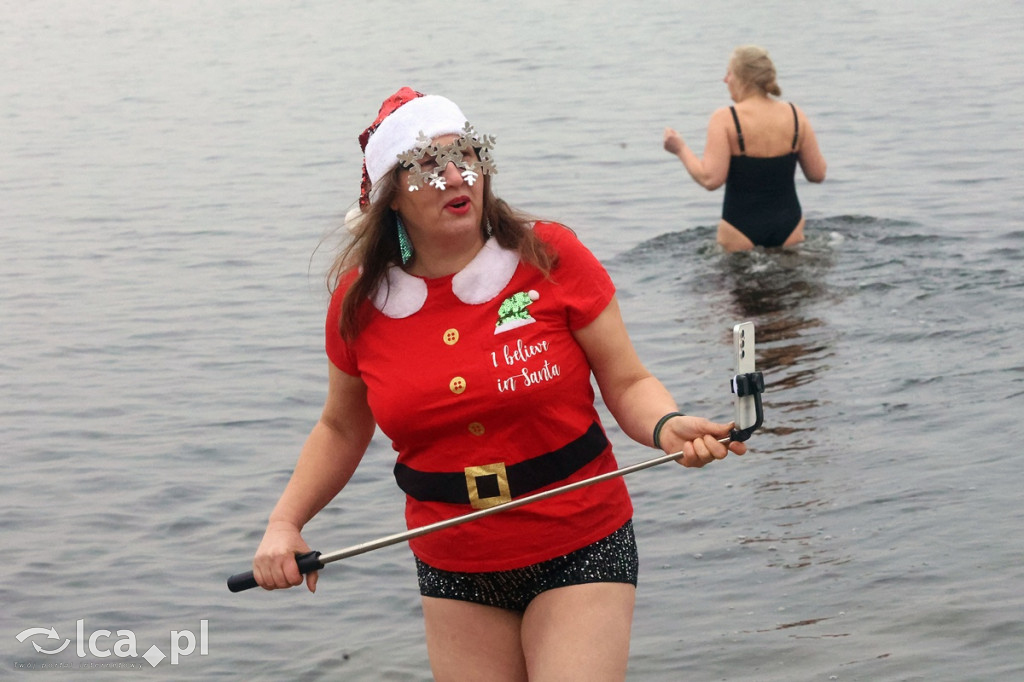 Legnickie Morsy wskoczyły do lodowatej wody
