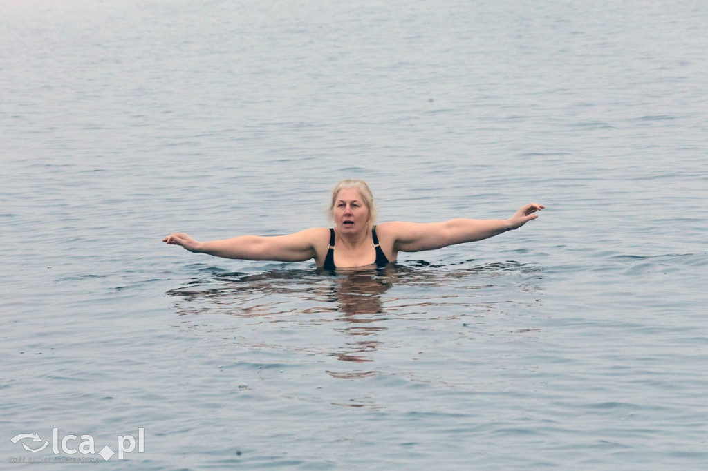 Legnickie Morsy wskoczyły do lodowatej wody
