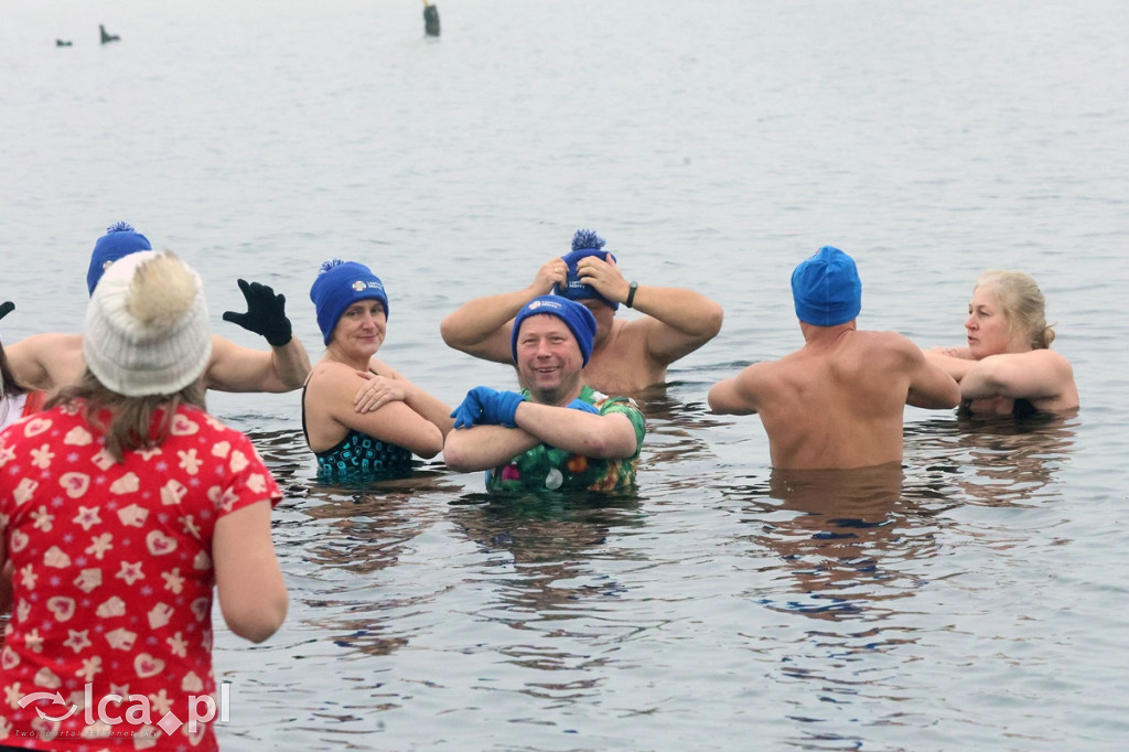 Legnickie Morsy wskoczyły do lodowatej wody