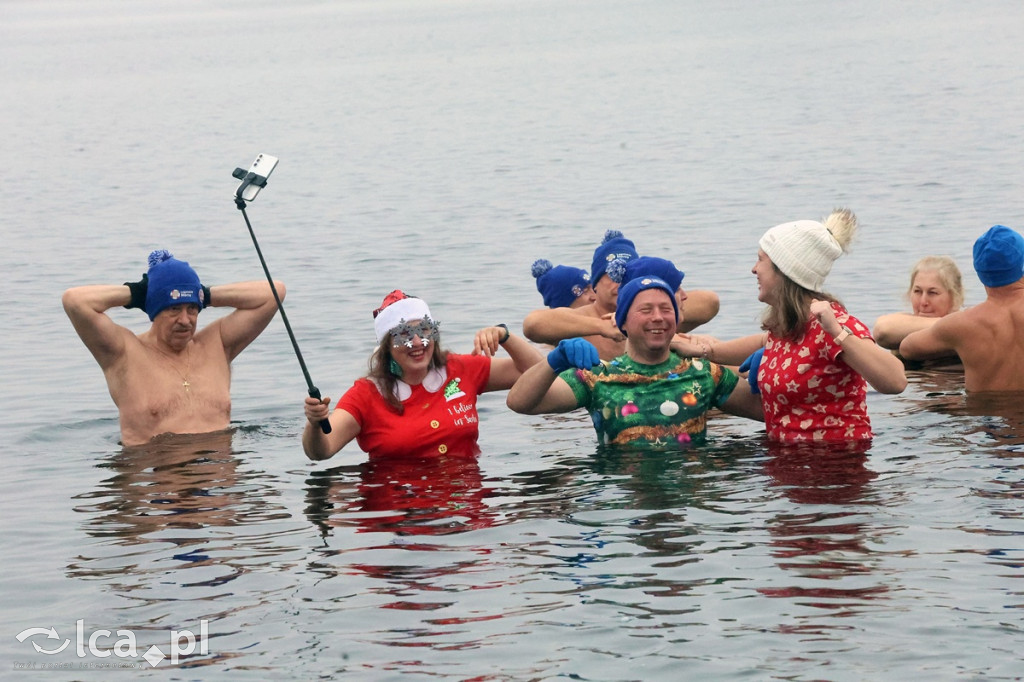 Legnickie Morsy wskoczyły do lodowatej wody