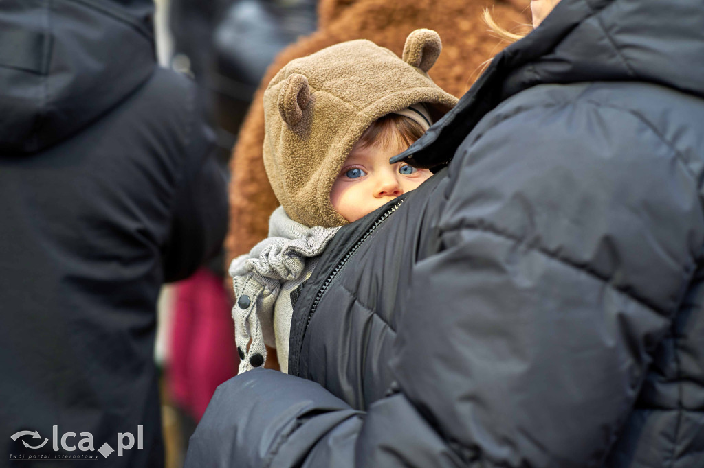 Tłumy na nowym targowisku w Bartoszowie