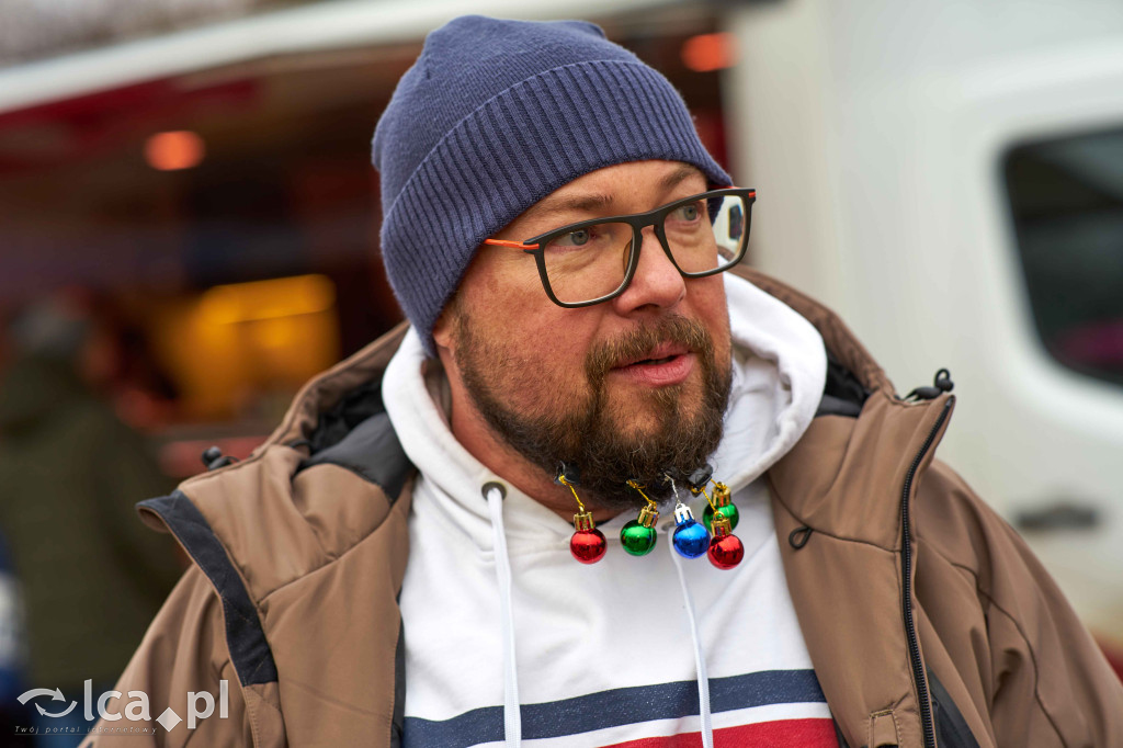 Tłumy na nowym targowisku w Bartoszowie