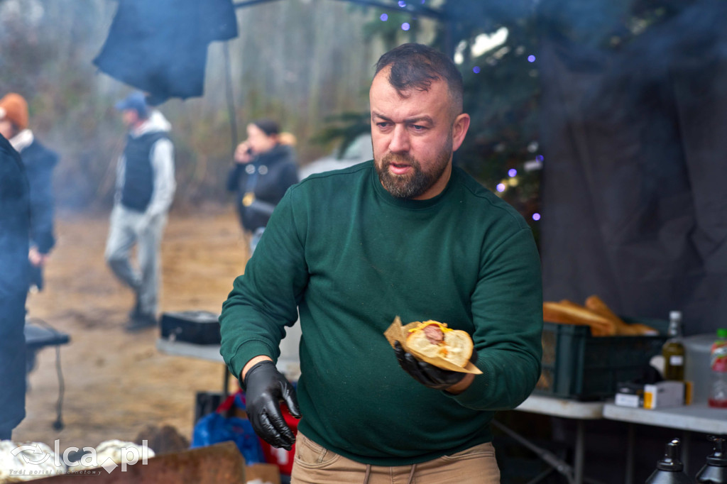 Tłumy na nowym targowisku w Bartoszowie