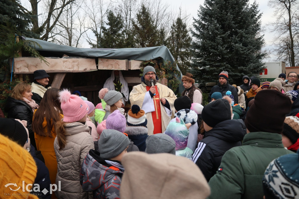 Pasterka w szopce zachwyciła najmłodszych