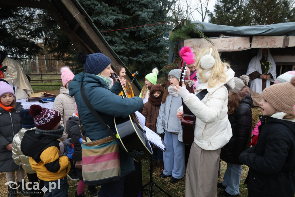 Pasterka w szopce zachwyciła najmłodszych