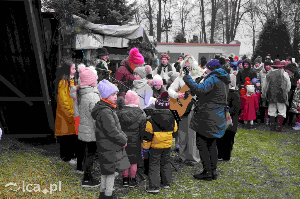 Pasterka w szopce zachwyciła najmłodszych