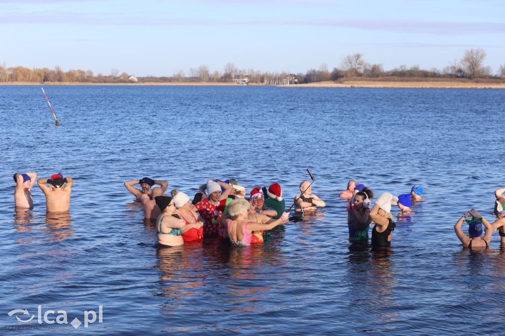 Świąteczne morsowanie w Kunicach