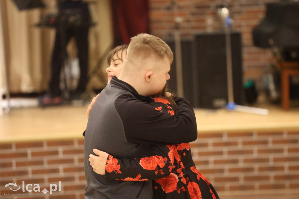 Bal Caritas dla niepełnosprawnych w Legnicy