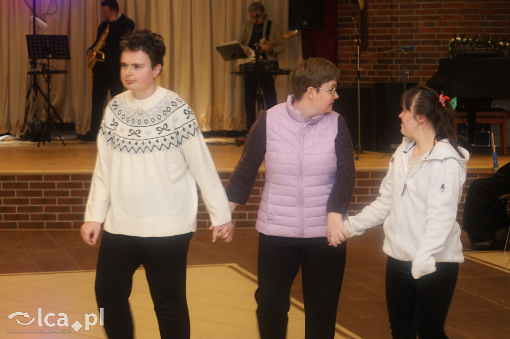 Bal Caritas dla niepełnosprawnych w Legnicy