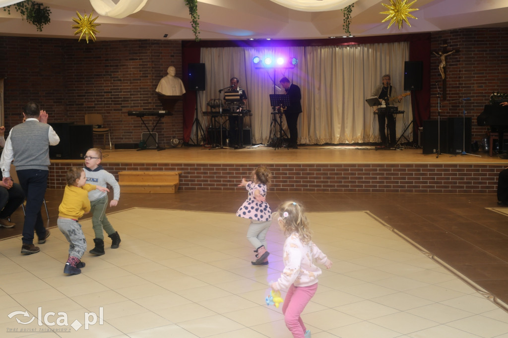 Bal Caritas dla niepełnosprawnych w Legnicy