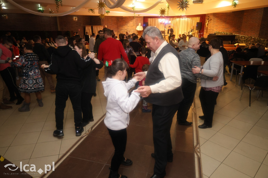 Bal Caritas dla niepełnosprawnych w Legnicy
